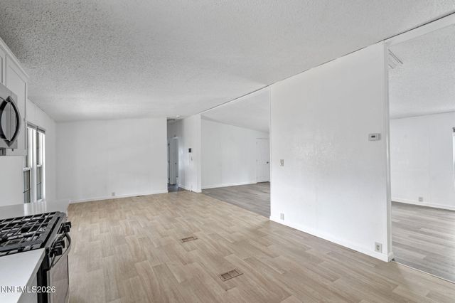 17880 Blackbird Drive, Reno, NV 89508
