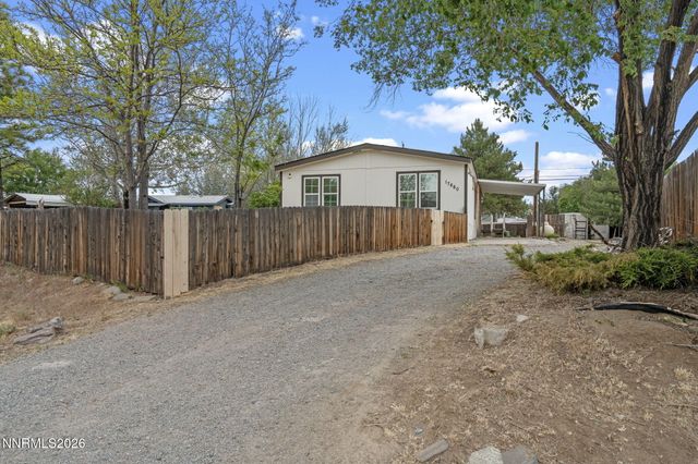 17880 Blackbird Drive, Reno, NV 89508