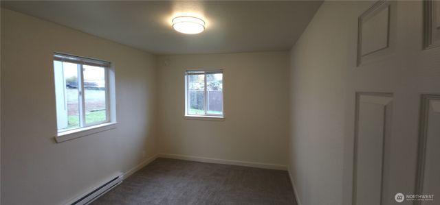 2350 E Pioneer Road, Port Angeles, WA 98362