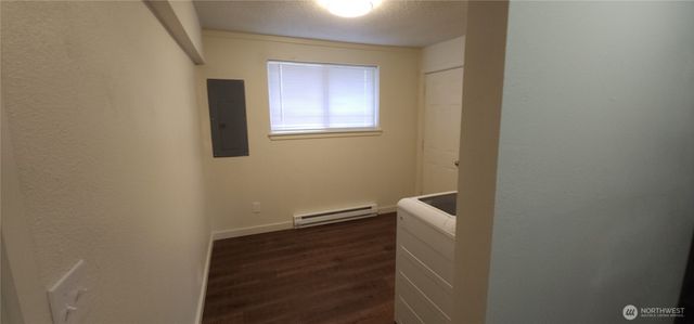 2350 E Pioneer Road, Port Angeles, WA 98362