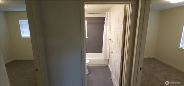 2350 E Pioneer Road, Port Angeles, WA 98362