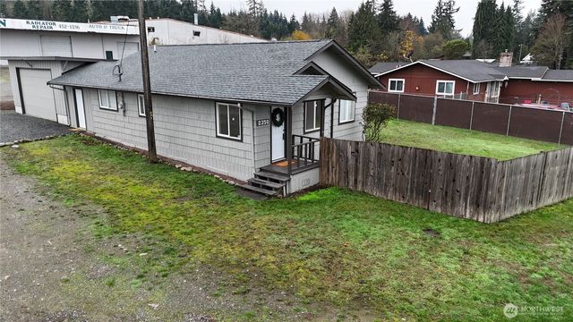2350 E Pioneer Road, Port Angeles, WA 98362