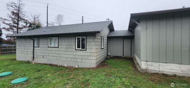 2350 E Pioneer Road, Port Angeles, WA 98362