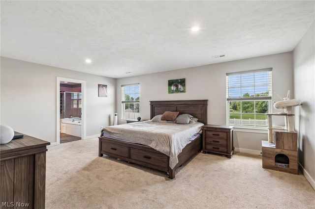 3207 Boettler Street NE, Canton, OH 44721