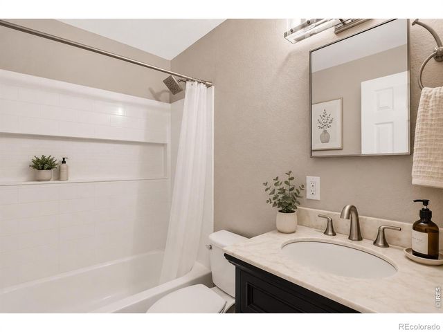 1431 S Magnolia Way, Denver, CO 80224