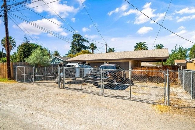 2576 Lime, Riverside, CA 92501