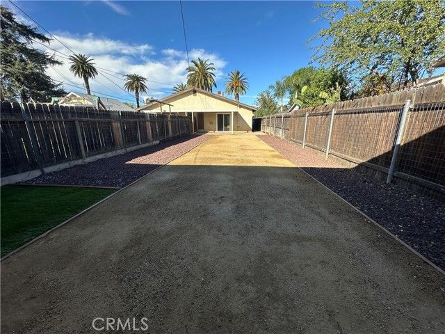2576 Lime, Riverside, CA 92501