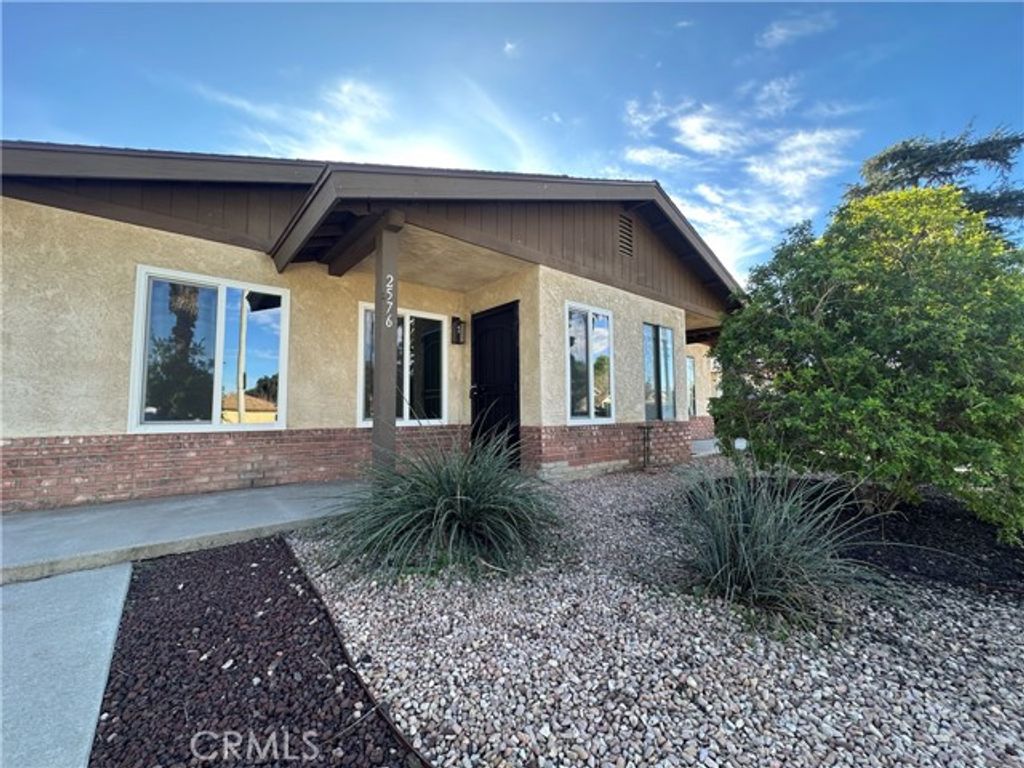 2576 Lime, Riverside, CA 92501