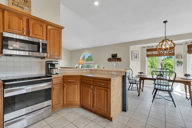 12214 E Lockmoor St, Wichita, KS 67207