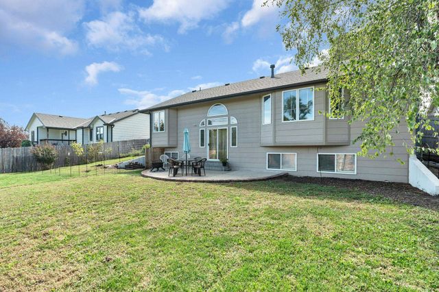 12214 E Lockmoor St, Wichita, KS 67207