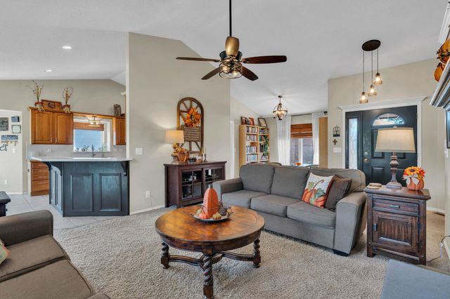 12214 E Lockmoor St, Wichita, KS 67207