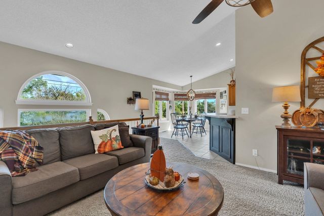12214 E Lockmoor St, Wichita, KS 67207