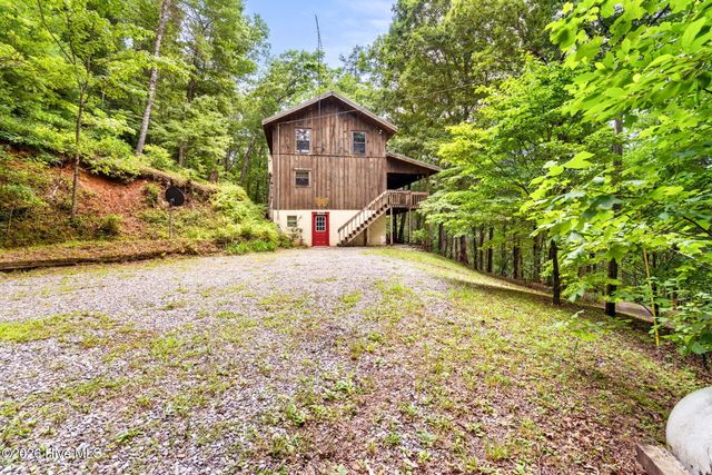 910 Laurel Branch Road, Murphy, NC 28906