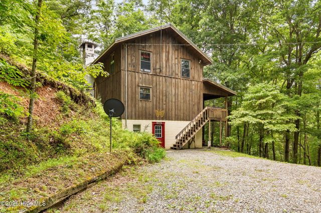 910 Laurel Branch Road, Murphy, NC 28906