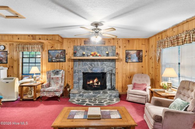 910 Laurel Branch Road, Murphy, NC 28906