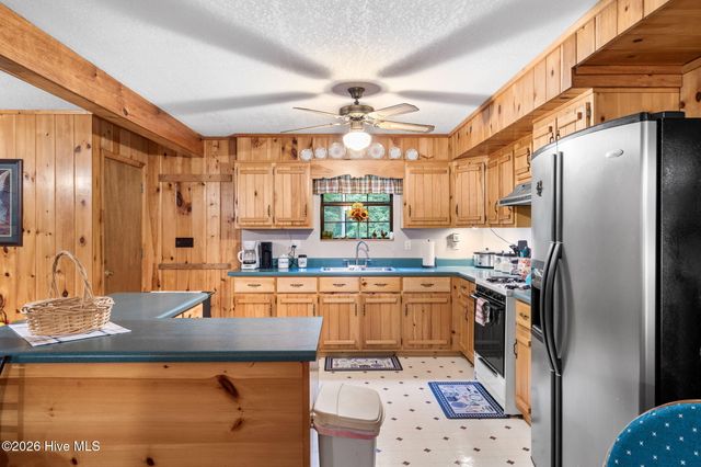 910 Laurel Branch Road, Murphy, NC 28906