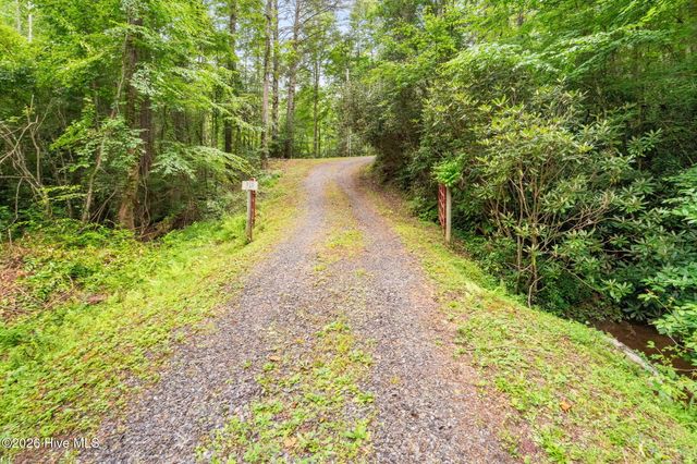 910 Laurel Branch Road, Murphy, NC 28906