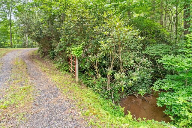 910 Laurel Branch Road, Murphy, NC 28906