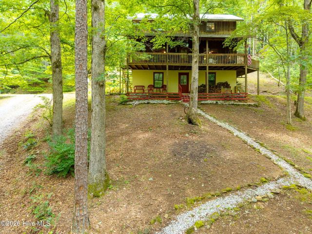 910 Laurel Branch Road, Murphy, NC 28906