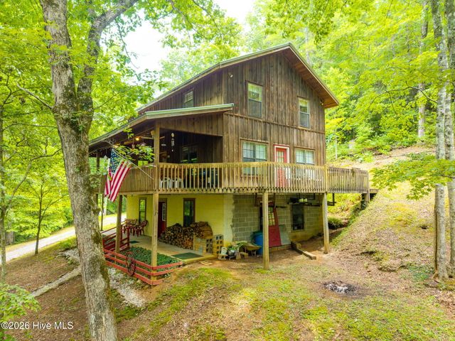 910 Laurel Branch Road, Murphy, NC 28906