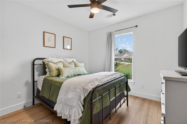 10215 Chapman Circle, Fort Smith, AR 72916