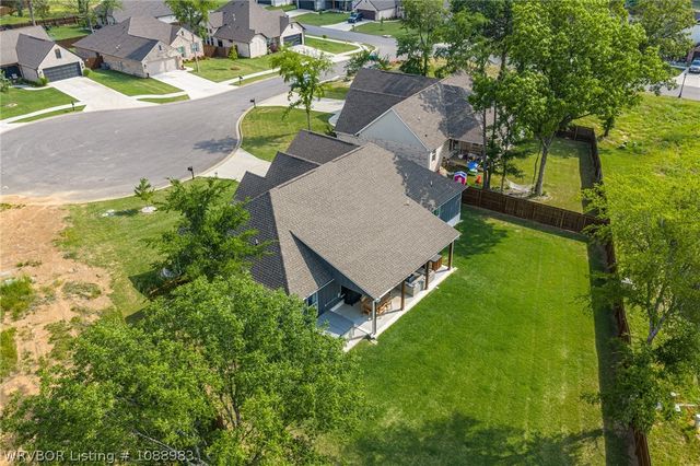 10215 Chapman Circle, Fort Smith, AR 72916