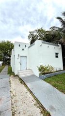 7537 NW 3rd Ave 2, Miami, FL 33150
