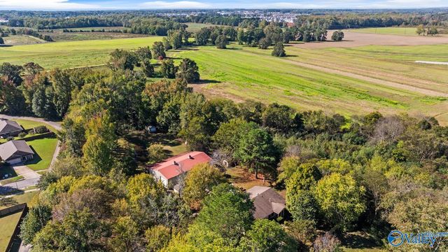 720 Capshaw Road NW, Madison, AL 35757