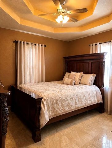 279 Las Palmas Street, La Grulla, TX 78548