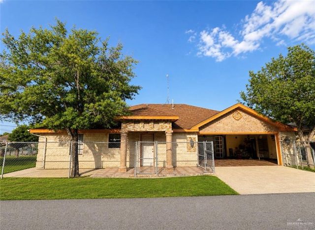 279 Las Palmas Street, La Grulla, TX 78548