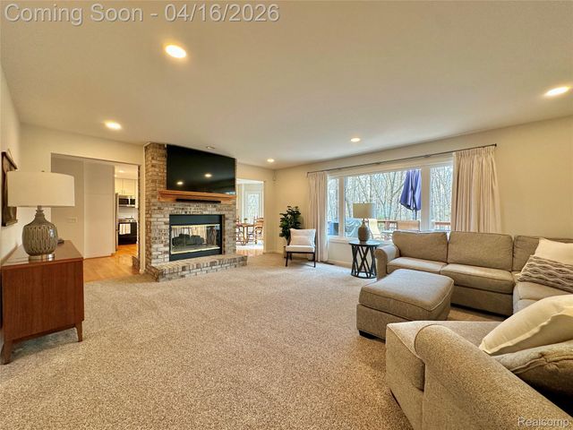 1320 Pine Drive, Groveland Township, MI 48462