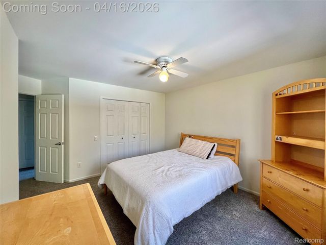 1320 Pine Drive, Groveland Township, MI 48462
