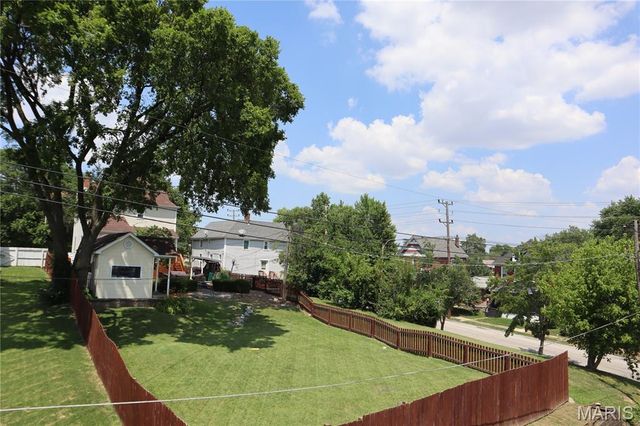 1505 Tamm Avenue, St Louis, MO 63139