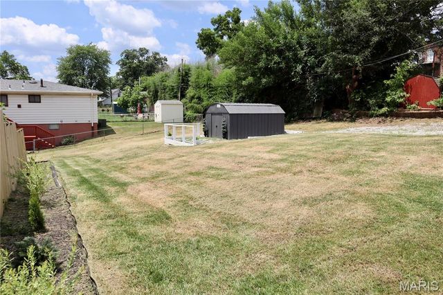 1505 Tamm Avenue, St Louis, MO 63139