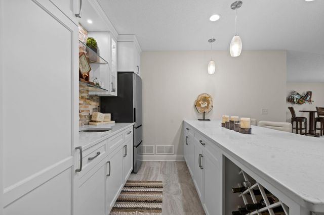 2281 Silver Leaf Trail, Cologne, MN 55322