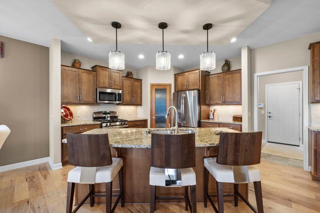 2281 Silver Leaf Trail, Cologne, MN 55322