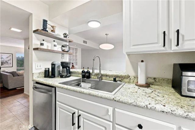 27511 Endeavor St, Agoura Hills, CA 91301