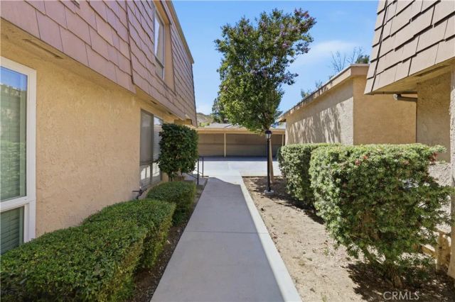 27511 Endeavor St, Agoura Hills, CA 91301