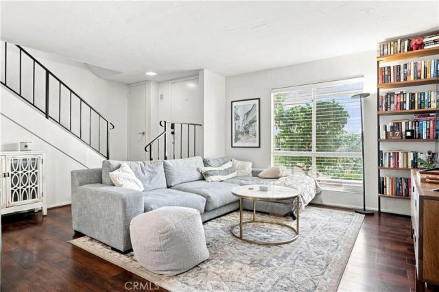 27511 Endeavor St, Agoura Hills, CA 91301