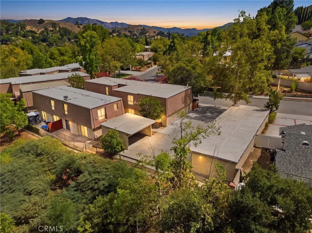 27511 Endeavor St, Agoura Hills, CA 91301