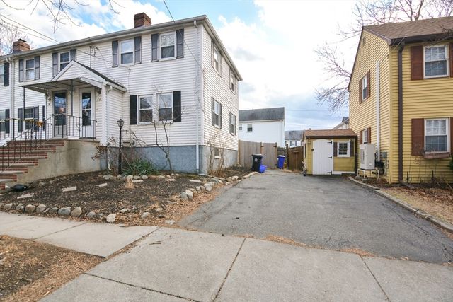 56 Perkins Ave 56, Malden, MA 02148