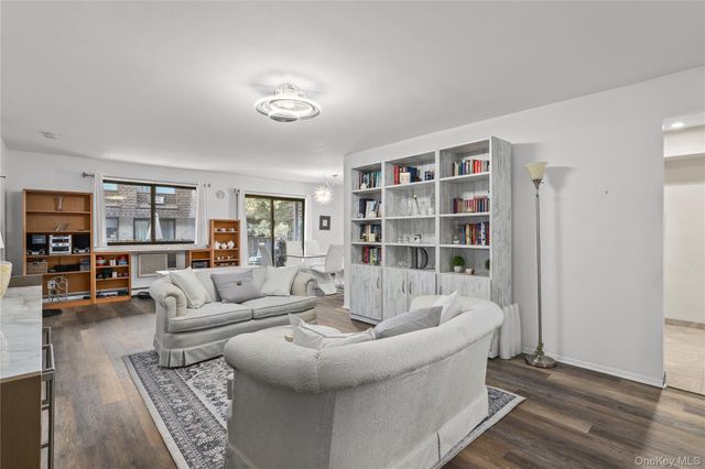 504 Kemeys Cove Road 5-04, Briarcliff Manor, NY 10562