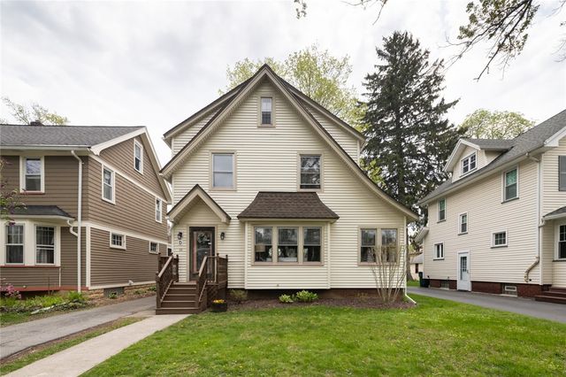 33 Wilsonia Road, Rochester, NY 14609