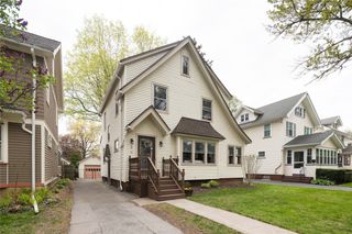 33 Wilsonia Road, Rochester, NY 14609