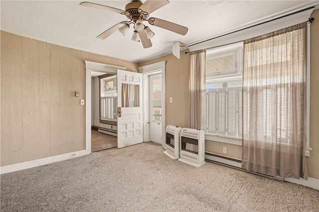 925 Main St, Shanksville, PA 15560