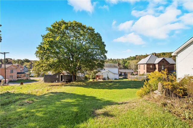 925 Main St, Shanksville, PA 15560