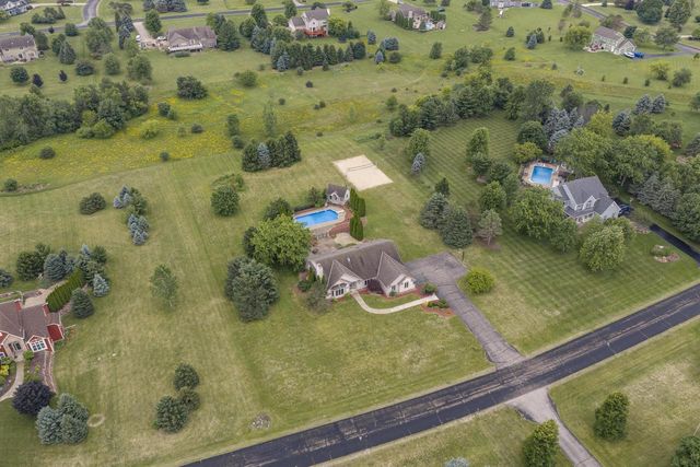 S88W34777 Nesting LANE, Eagle, WI 53119