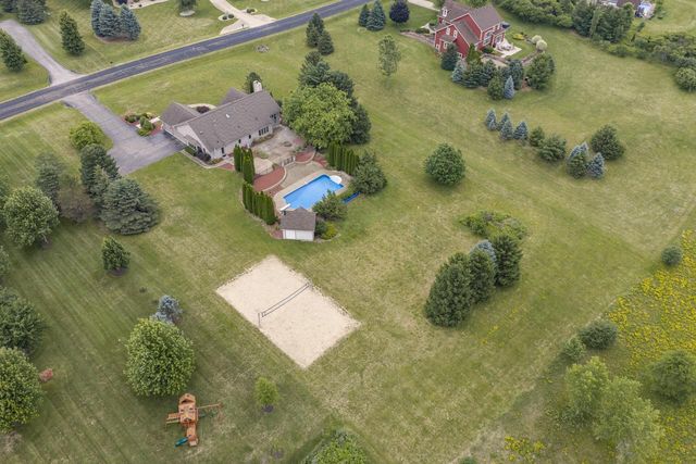 S88W34777 Nesting LANE, Eagle, WI 53119