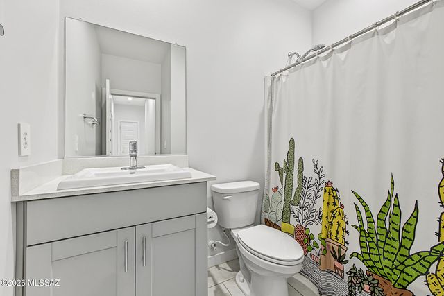 12863 E Joffroy Drive, Vail, AZ 85641
