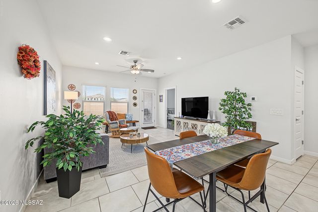 12863 E Joffroy Drive, Vail, AZ 85641